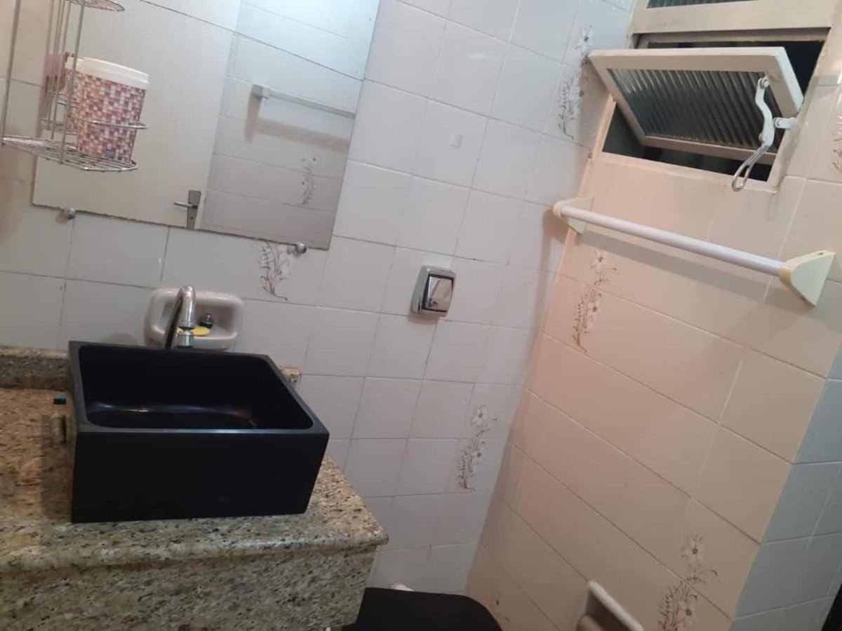 Ape Agradavel A 50 M Piscinas De Apartment
